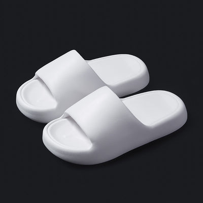 Outdoorly - Laufende Wolken - Weiche Slippers für drinnen und draußen