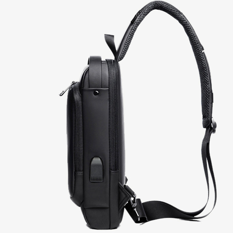 Outdoorly - Wiederaufladbare Brusttasche @Anti-Diebstahl