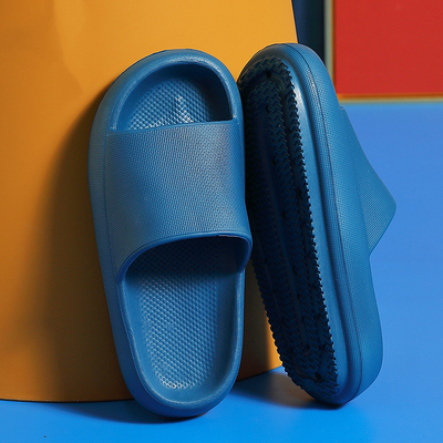 Outdoorly - Fluffy Slipper - Laufen auf Wolken