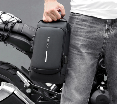 Outdoorly - Wiederaufladbare Brusttasche @Anti-Diebstahl