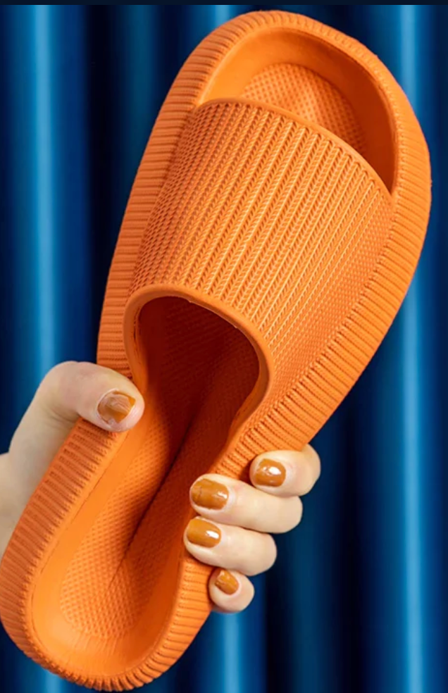 Outdoorly - Fluffy Slipper - Laufen auf Wolken