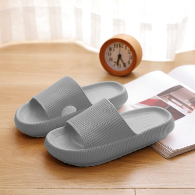 Outdoorly - Fluffy Slipper - Laufen auf Wolken