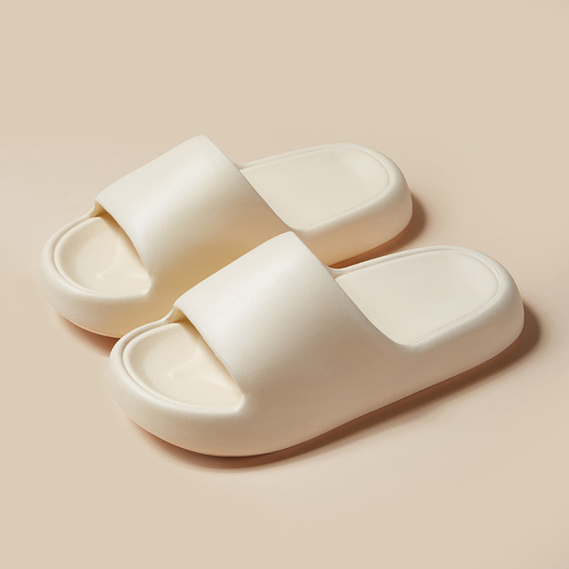 Outdoorly - Laufende Wolken - Weiche Slippers für drinnen und draußen